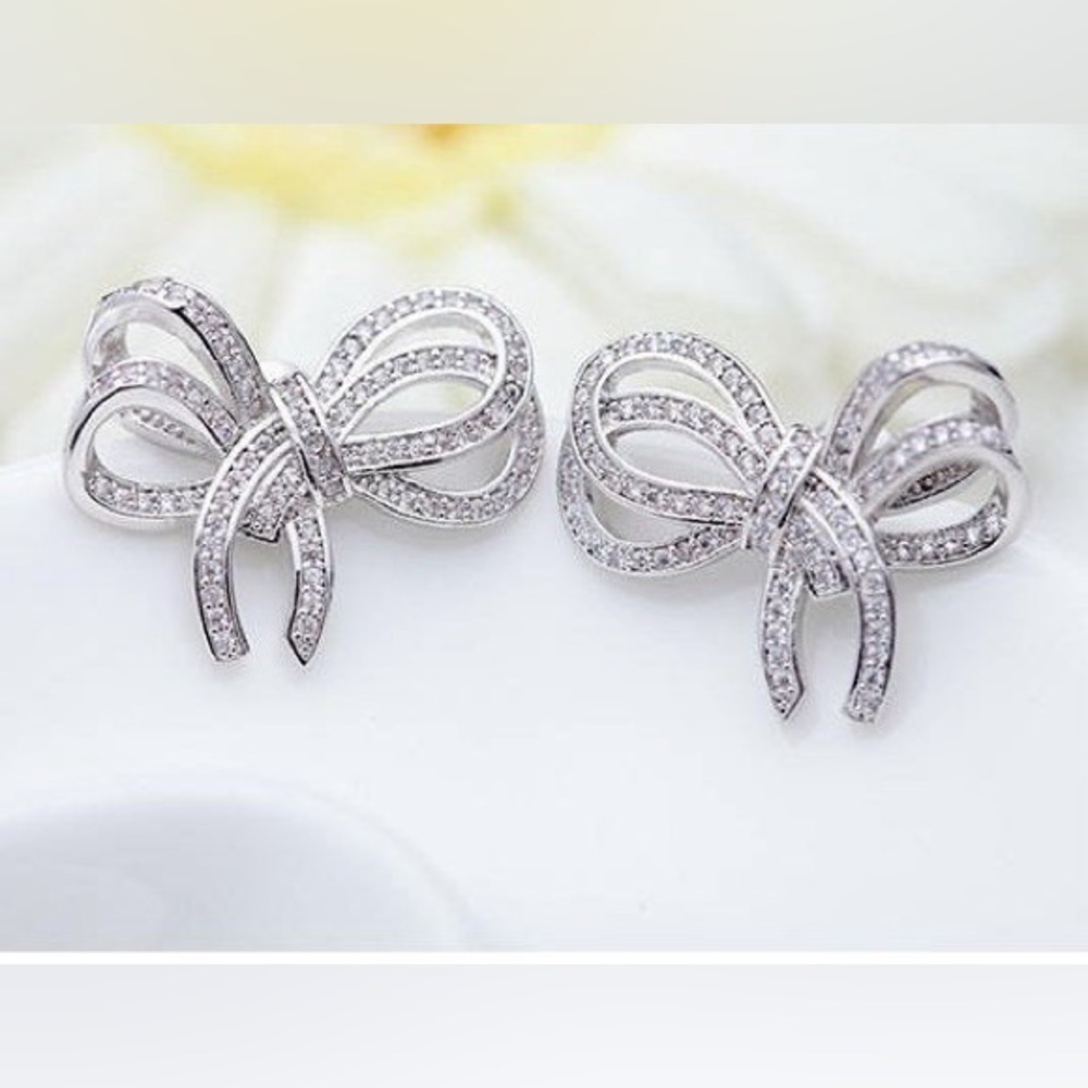 Elegant Silver Bow Earrings White Gold Plated Zircon Bow Stud Earrings